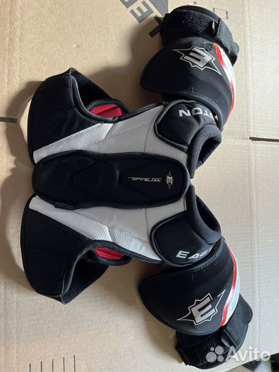 Нагрудник хоккейный детский