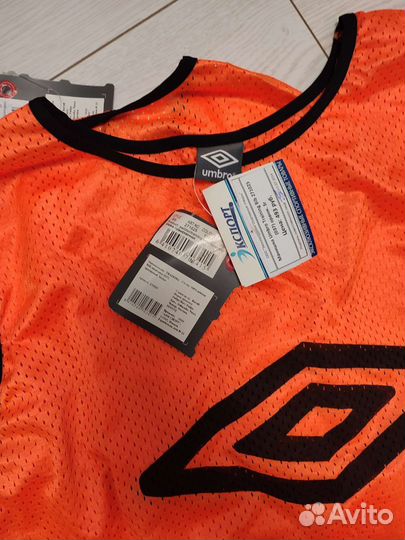 Манишки футбольные umbro