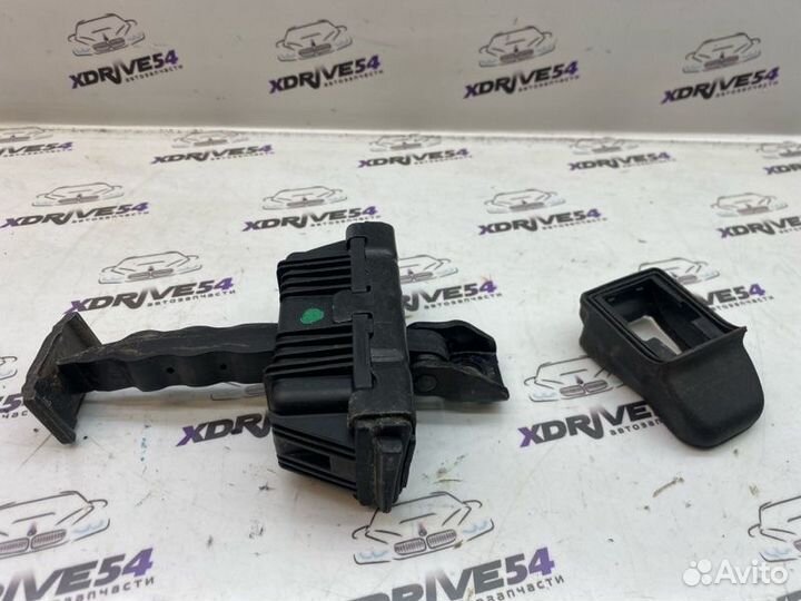 Ограничитель двери передний левый Bmw 335I E93