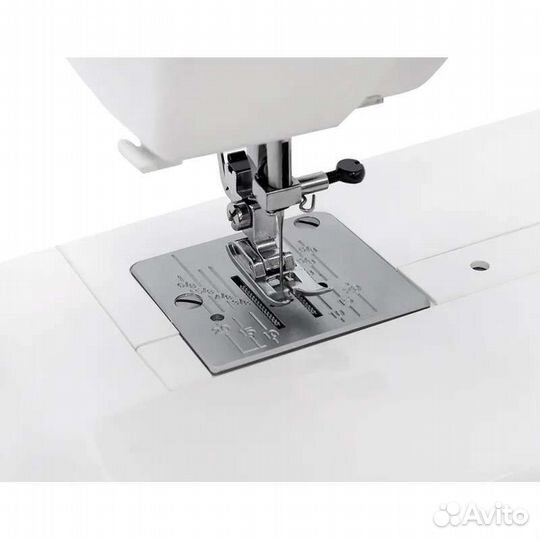 Швейная машинка janome тм2004