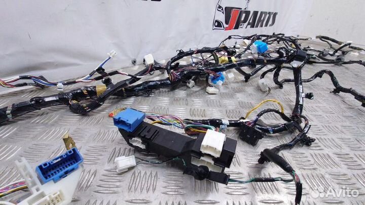 Проводка (коса) салонная Mitsubishi ASX I (2010—20