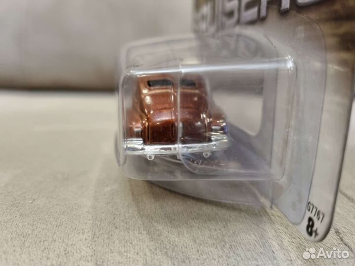 Hot Wheels 100 collectibles real riders