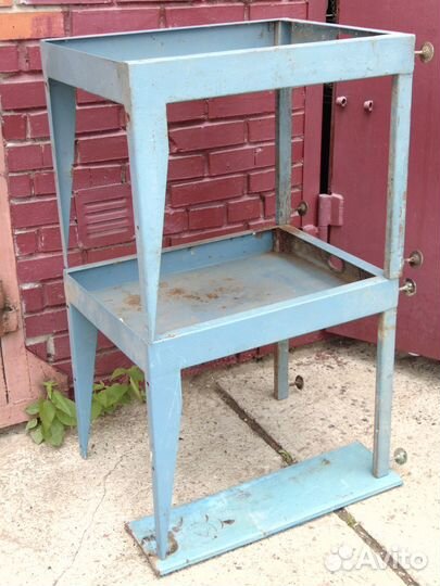 Слесарные столики