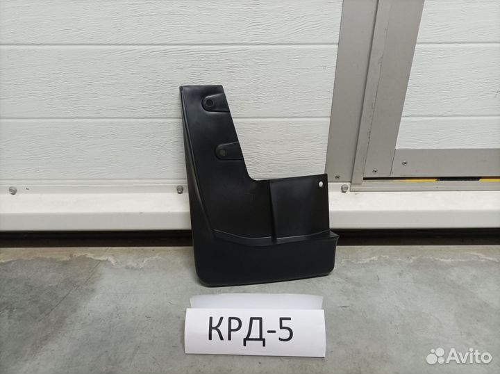 Брызговик задний левый Outlander 1 2003-2008