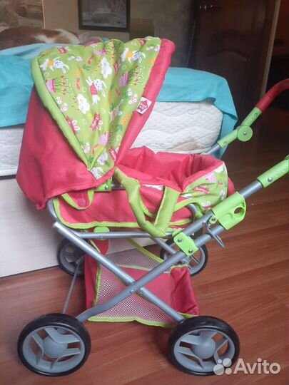 Коляска кукольная