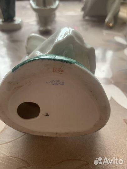 Статуэтка « Девушка с ромашкой», лфз