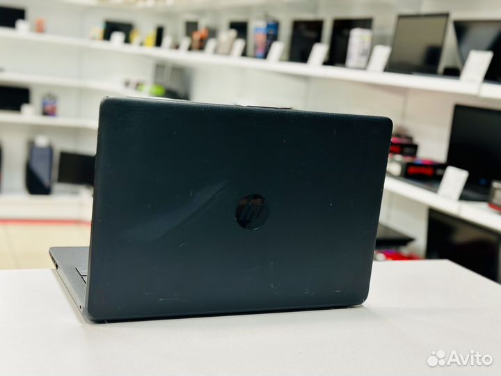 Ноутбук HP / Pentium N3710 / 8G / SSD 256G