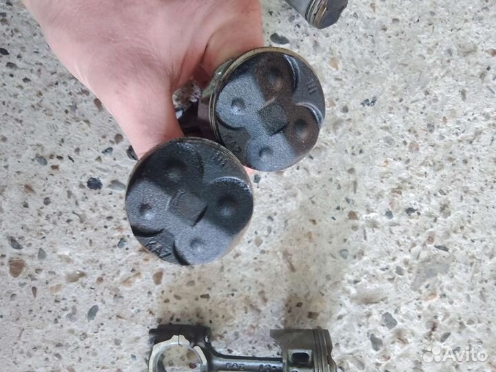 Поршни с шатунами Хонда CBR250rr (mc14) 3 штуки