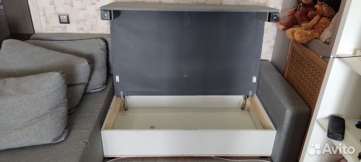 Диван IKEA угловой