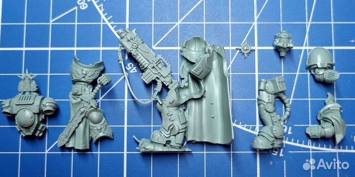 Captain with Master-crafted Heavy Bolt Rifle