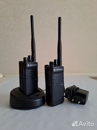 Продам Рации Motorola DP2400