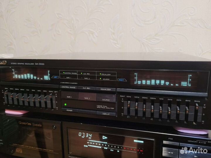 A&D akai A&D DA-E830 графический эквалайзер