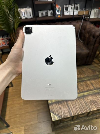 iPad pro 11 (3-е поколоение) m1 512gb wifi silver