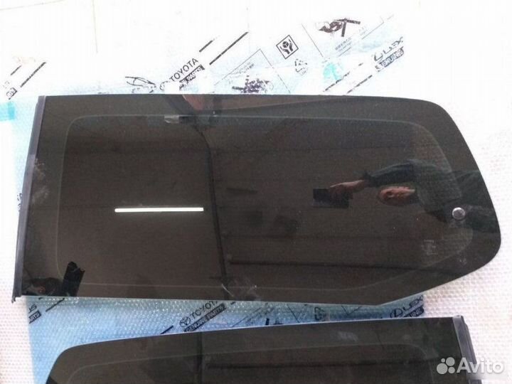 Форточка задняя Toyota Land Cruiser Prado 120