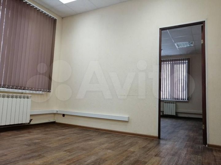 Сдам офисное помещение, 271.9 м²