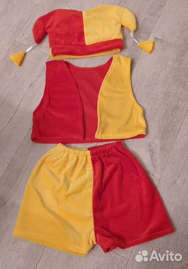 Карнавальный костюм для мальчика петрушка