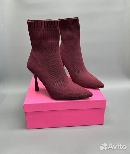 Ботильоны носочек на каблуке