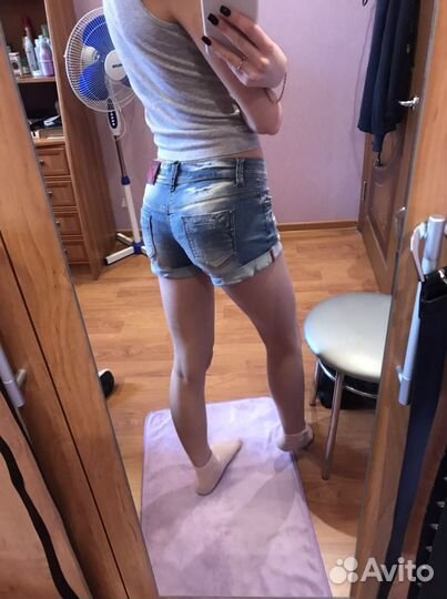 Шорты джинсовые