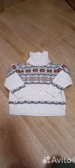 Свитер шерсть