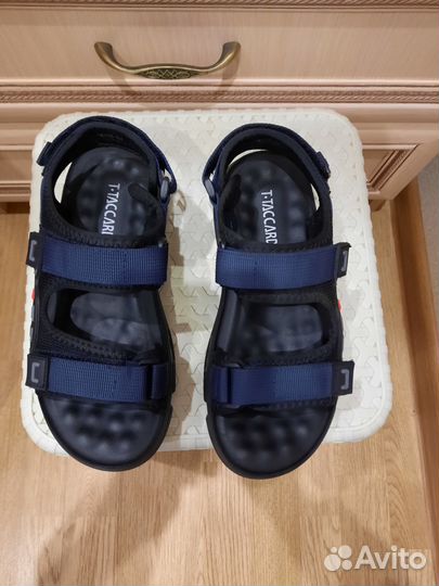 Сандалии на мальчика