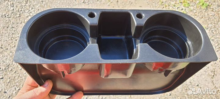 Автомобильный держатель для напитков и телефона