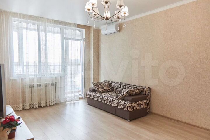 2-к. квартира, 80 м², 8/12 эт.