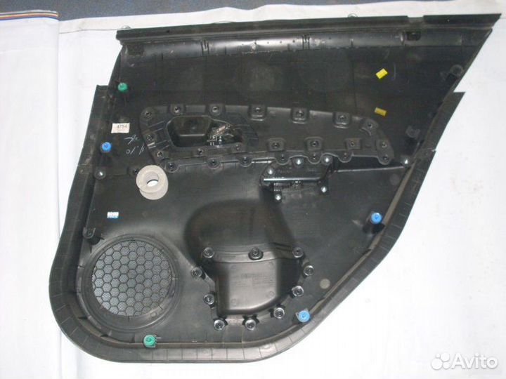 Обшивка двери задняя левая Chevrolet Cruze