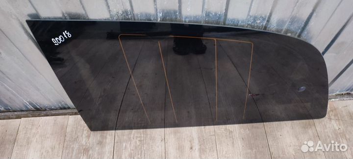 Стекло заднее левое Mercedes Viano W639