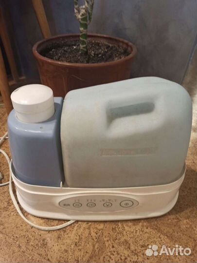 Увлажнитель Boneco 7136