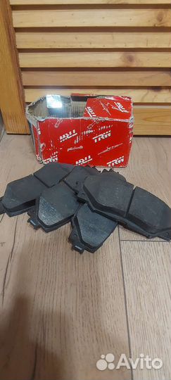 Колодки передние TRW на Toyota
