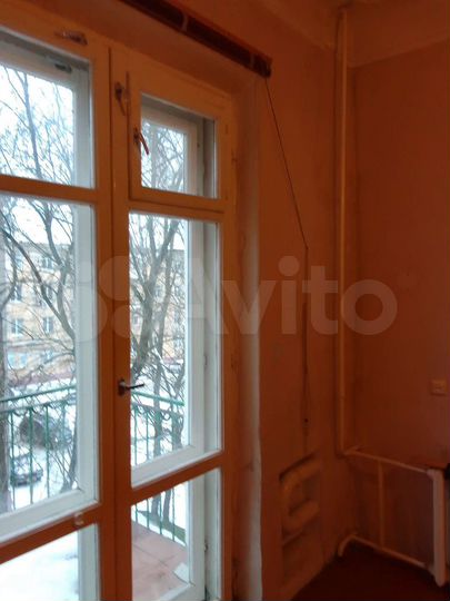 Комната 24 м² в 3-к., 4/4 эт.