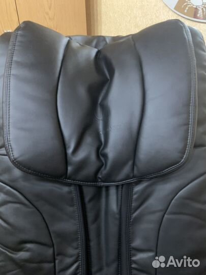 Массажное кресло с купюроприемником