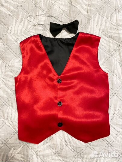 Жилетка на мальчика 98-104