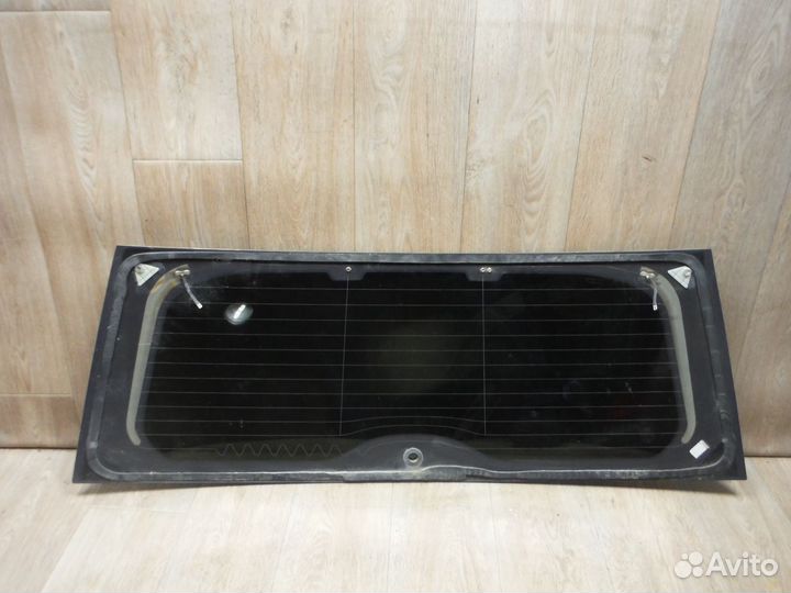 Стекло заднее Land Rover Freealnder 2 2011