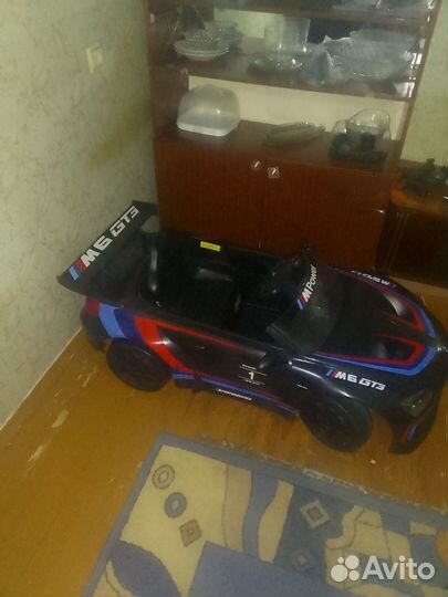 Машина для детей на аккумуляторе