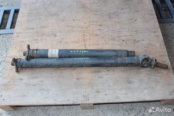 Карданный вал на Mercedes E320 W210 M104.994