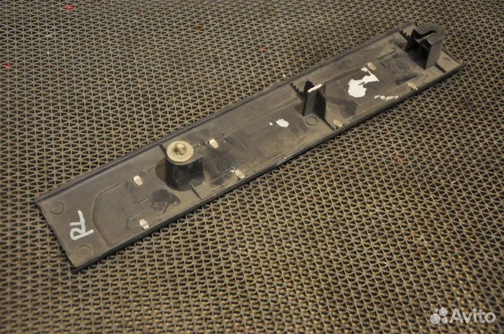 Накладка на порог задняя левая ssang yong Rexton