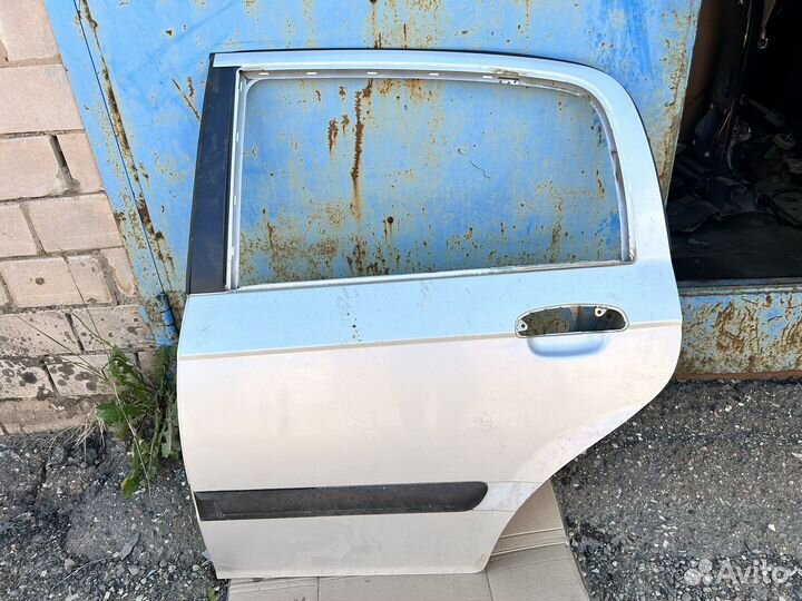 Дверь задняя левая Heyndai getz