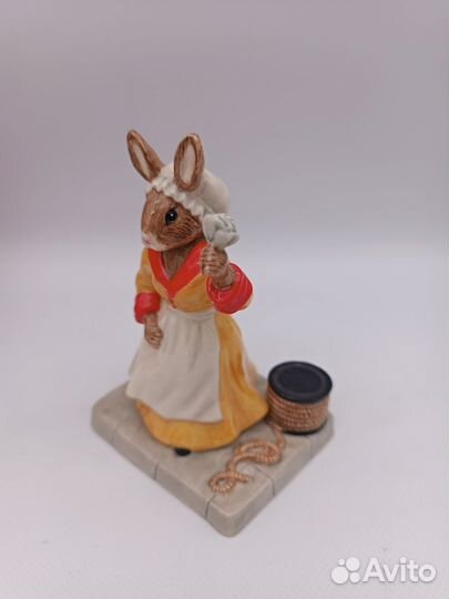 Фигура Royal Doulton Bunnykins. 2003 г. 12 см, Жен