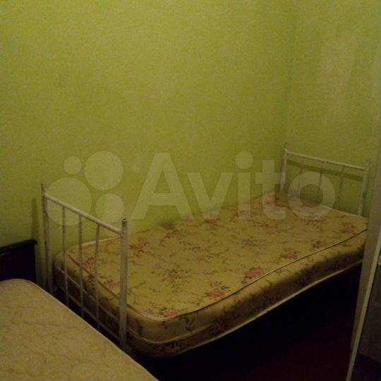 Комната 12 м² в > 9-к., 2/3 эт.