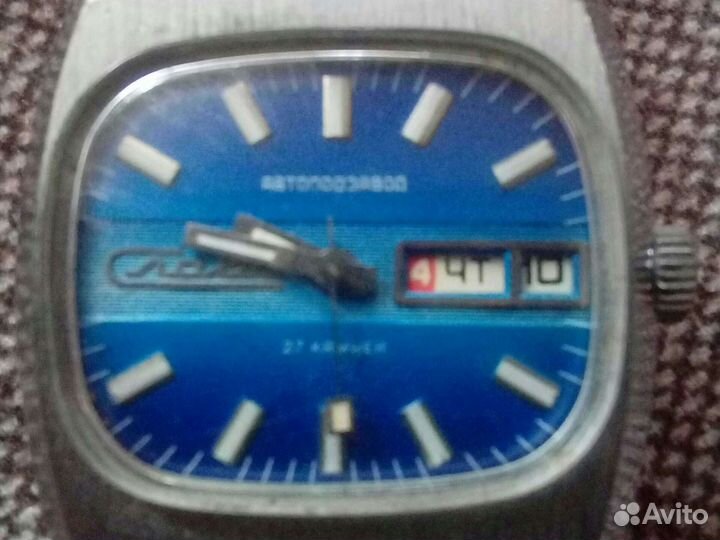 Часы Слава Танк