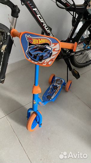 Самокат детский трехколесный