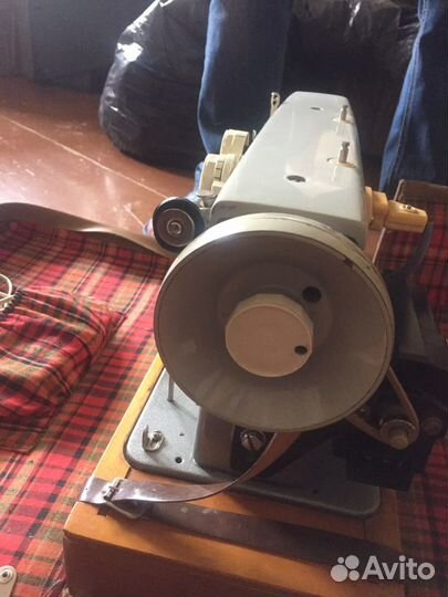 Швейная машинка