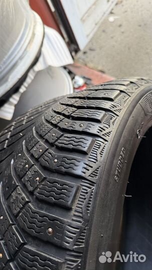 Michelin X-Ice North 4 SUV 275/40 R22