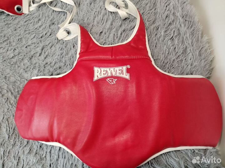 Перчатки и защита для бокса