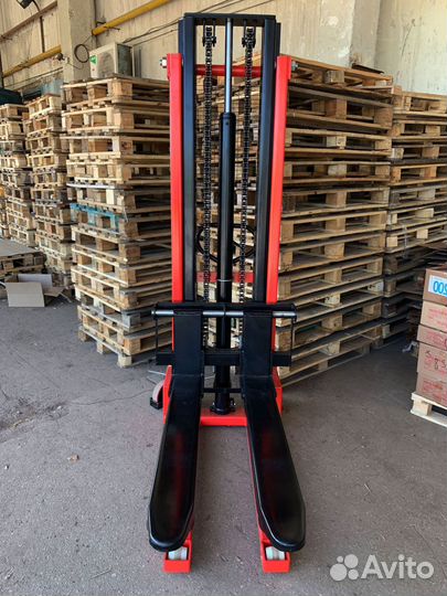 Штабелёр гидравлический
