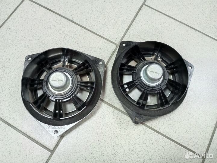 Динамик JBL задней двери Toyota Land Cruiser 200