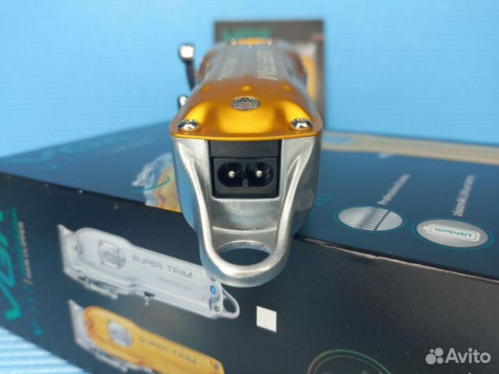 Профессиональная машинка для стрижки VGR-117