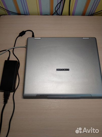 Ноутбук Samsung p40