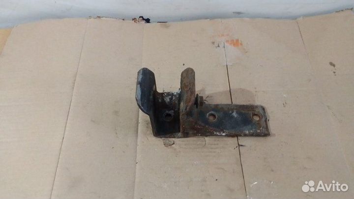 Замок кабины ответная часть левый Man Tgl Tgm Tga